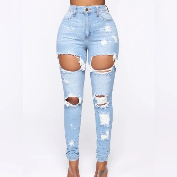 Stylish Light Blue Distressed Women Jeans - Picture 2 of 5